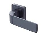 Sfoglia i Cicli Neri a Bologna: Analisi e Confronto dei Migliori Intimi